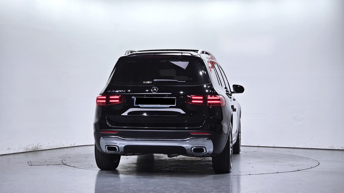 Mercedes-Benz GLB-Class, 2024 — фото 4 из 12