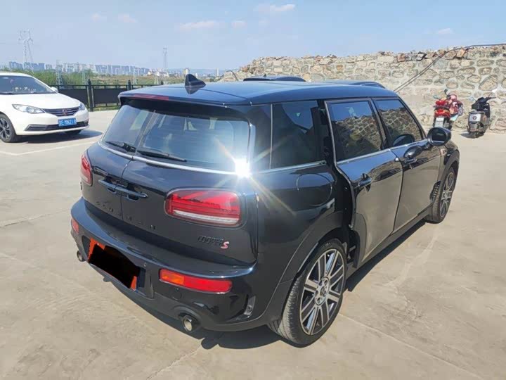 Mini Clubman, 2023 — фото 2 из 7