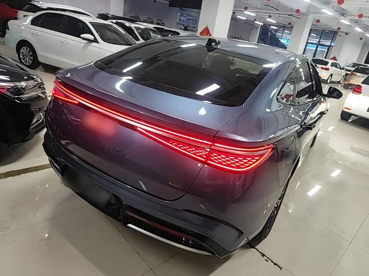 BYD Seal 07 DM-i Hybrid, 2025 — фото 7 из 9
