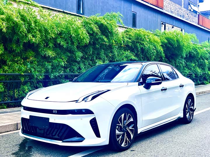 Lynk & Co 03, 2025 — купить в Иванове под ключ