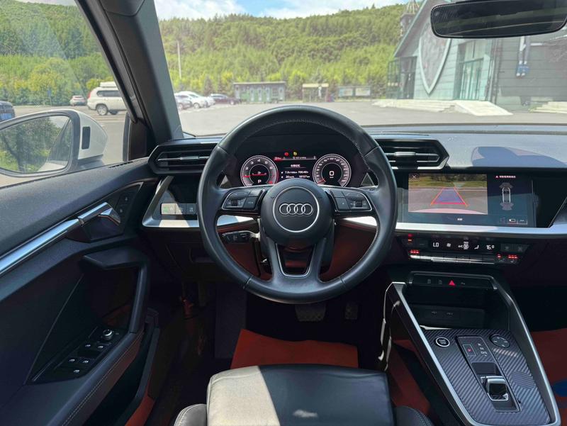 Audi A3, 2023 — фото 10 из 12