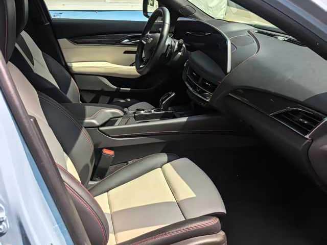 Cadillac CT5, 2025 — фото 7 из 9