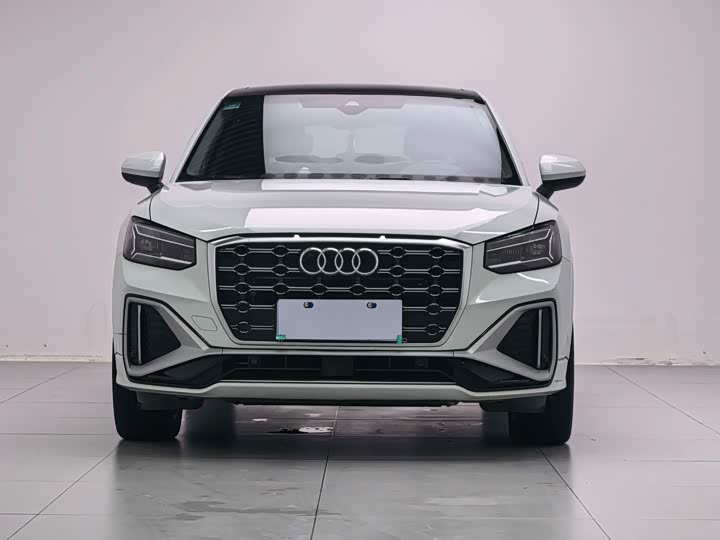 Audi Q2L, 2021 — фото 3 из 9