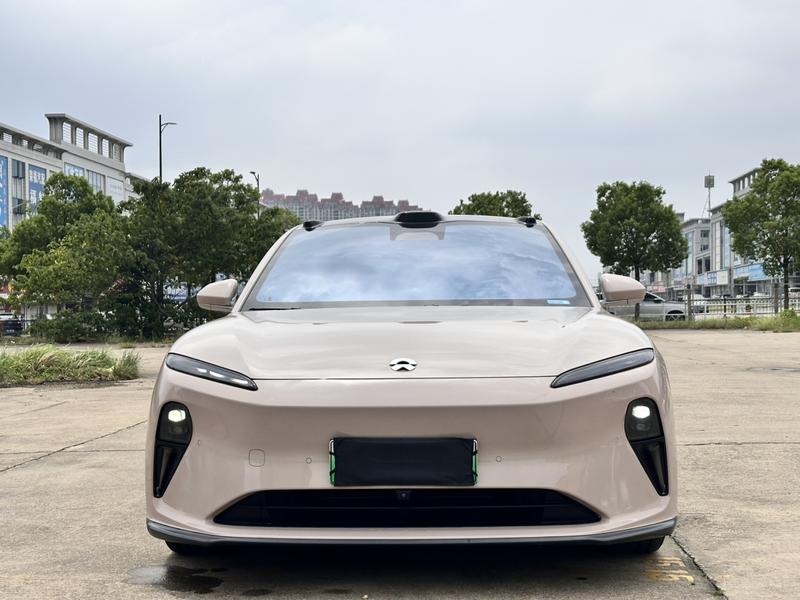 Nio ET5, 2023 — фото 2 из 12