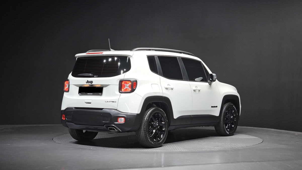 Jeep Renegade, 2022 — фото 2 из 12