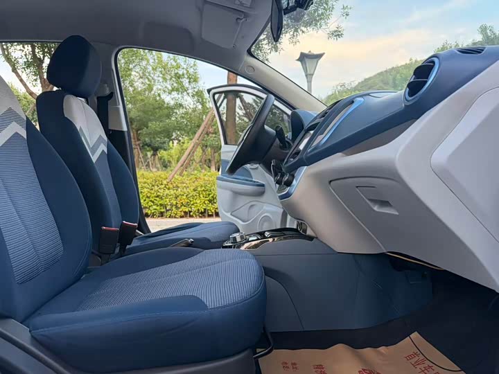 Changan BenBen E-Star, 2022 — фото 6 из 9