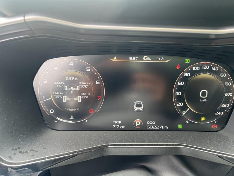 Geely Tugella S, 2022 — фото 9 из 12