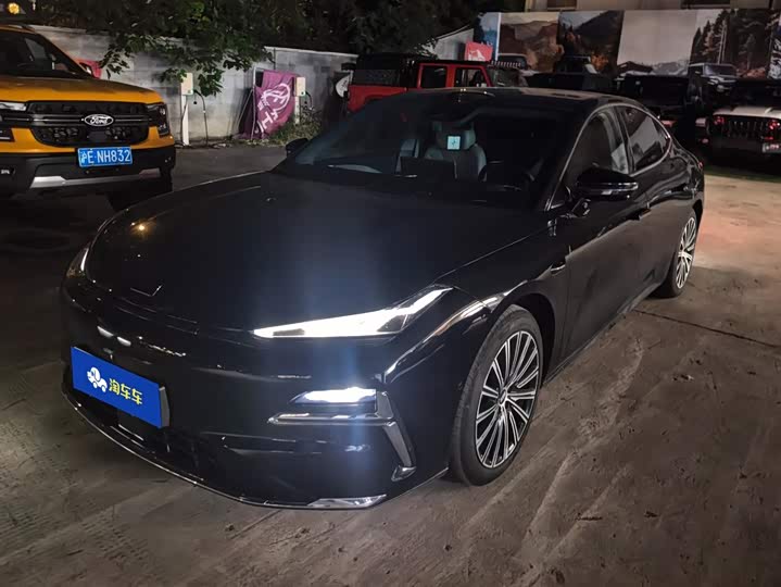 Geely Galaxy Starshine 8 EM-i, 2025 — купить в Йошкар-Оле под ключ