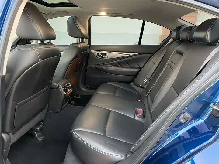Infiniti Q50L, 2022 — фото 6 из 9