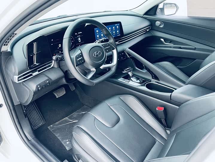 Hyundai Elantra N line, 2023 — фото 7 из 9