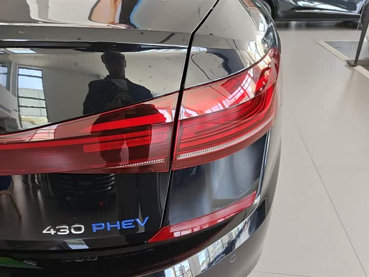 Volkswagen Passat Hybrid, 2026 — фото 8 из 9