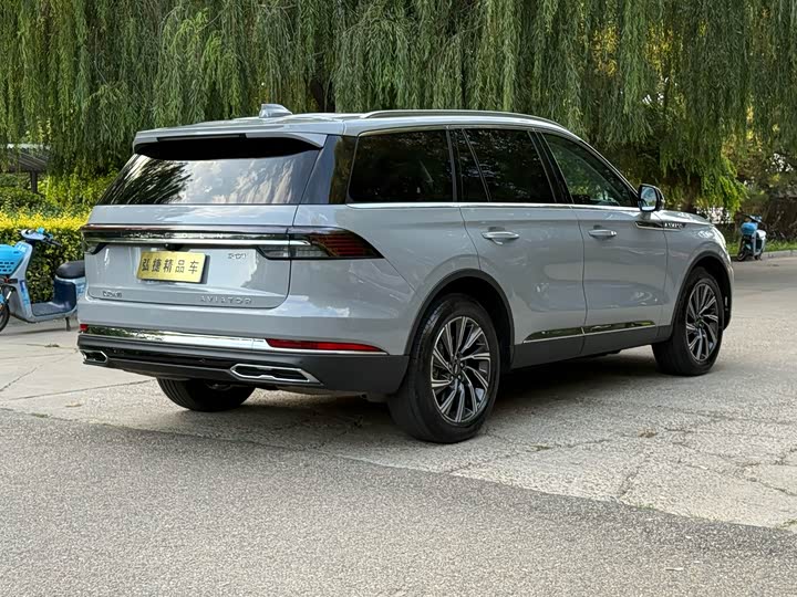 Lincoln Aviator, 2025 — фото 7 из 9