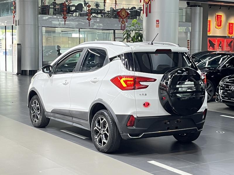 BYD Yuan Pro, 2021 — фото 4 из 10