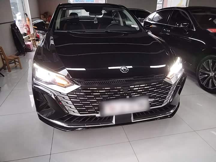 Dongfeng Aeolus Yixuan Max, 2023 — фото 3 из 9