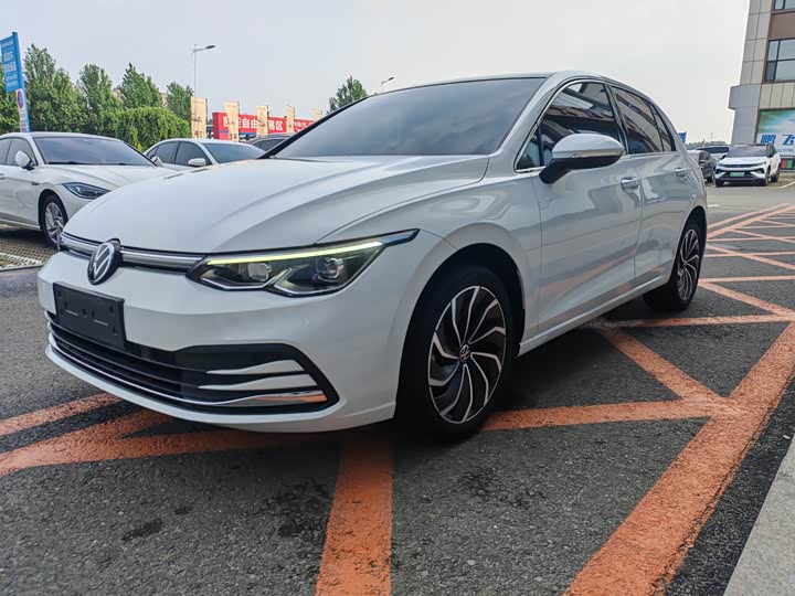 Volkswagen Golf, 2023 — купить в Санкт-Петербурге под ключ