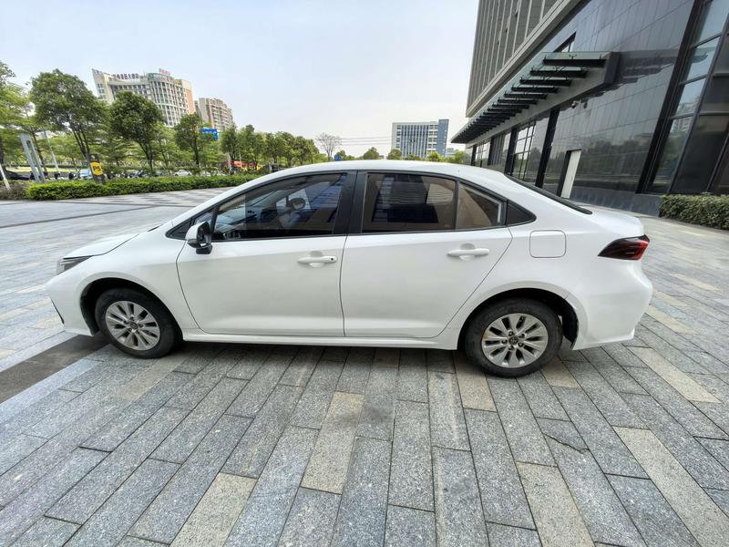 Toyota Corolla, 2023 — фото 4 из 12