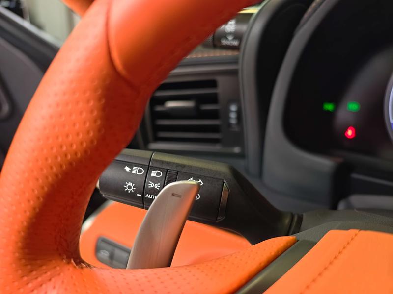 Lexus LC, 2022 — фото 12 из 12