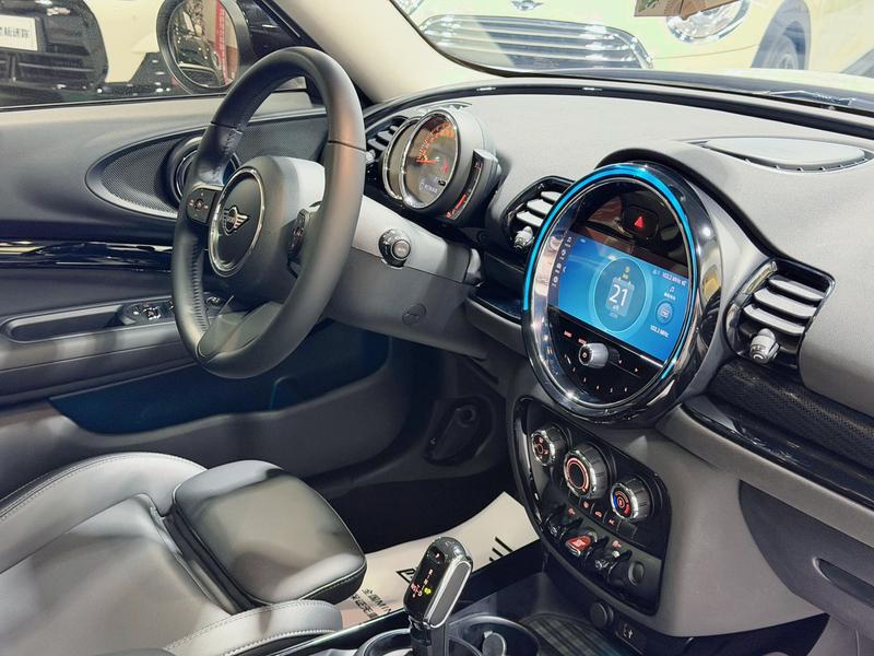 Mini Clubman, 2021 — фото 7 из 11