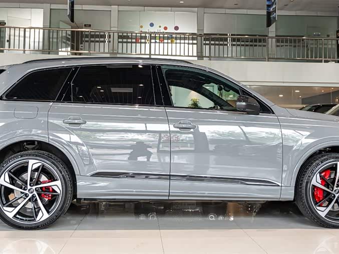 Audi SQ7, 2023 — фото 4 из 9
