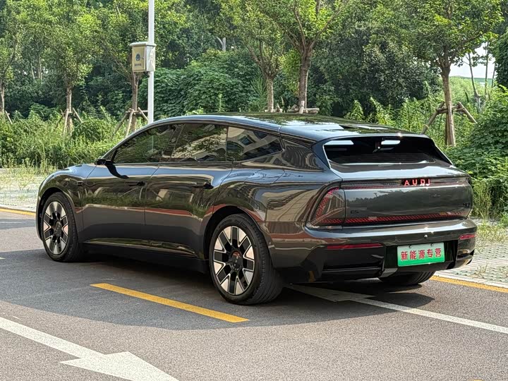 Audi × SAIC E5 Sportback, 2025 — фото 9 из 9