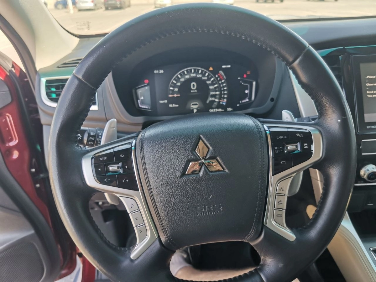 Mitsubishi Montero Sport, 2022 — фото 7 из 12
