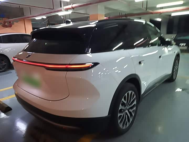 Nio ES6, 2023 — фото 7 из 9