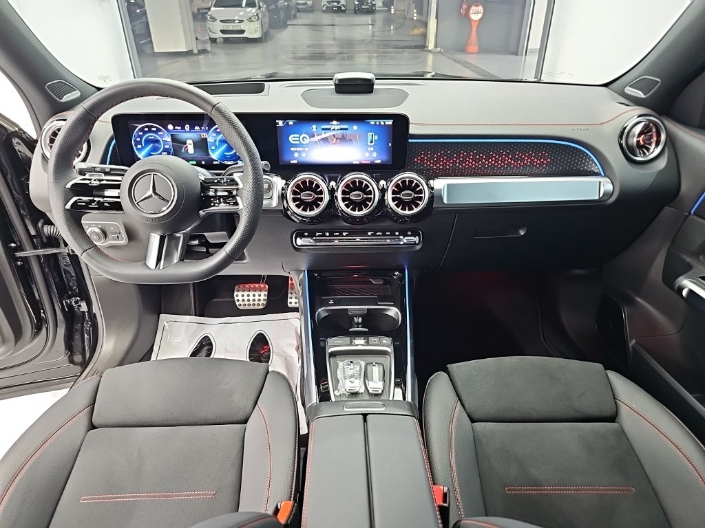 Mercedes-Benz EQB, 2025 — фото 7 из 12
