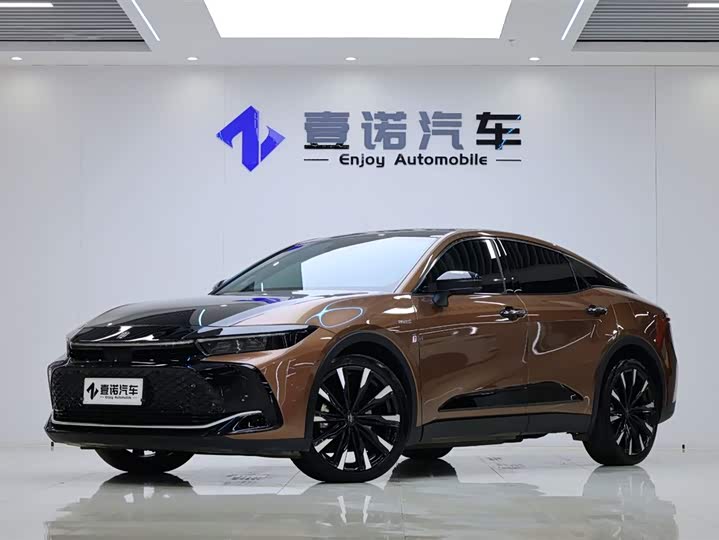 Toyota Crown SportCross, 2023 — купить в Ижевске под ключ