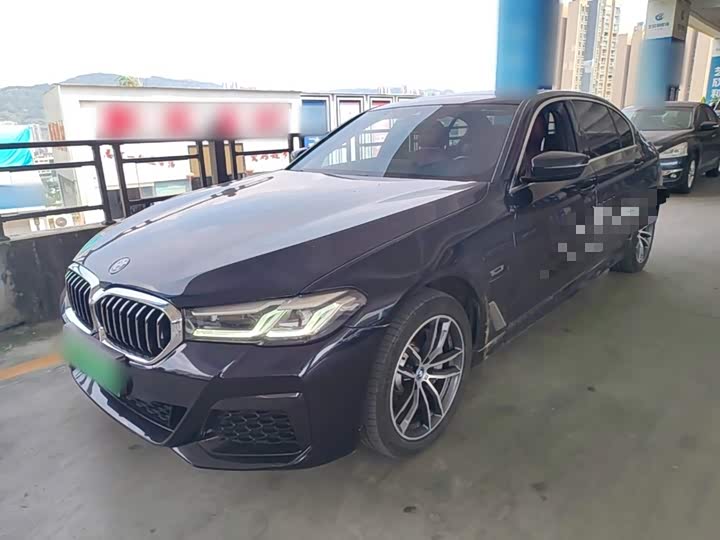 BMW 5 Series Hybrid, 2022 — фото 2 из 9
