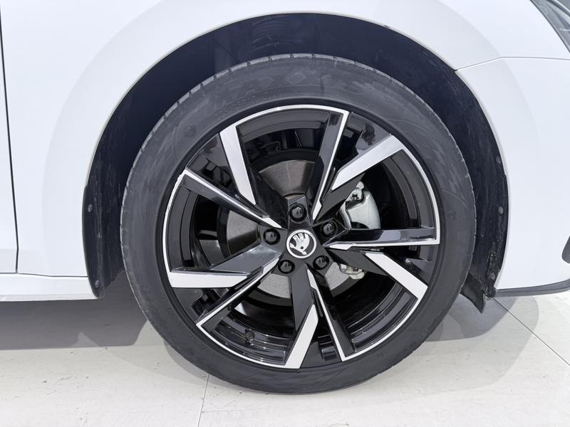 Skoda Octavia Pro, 2023 — фото 7 из 12