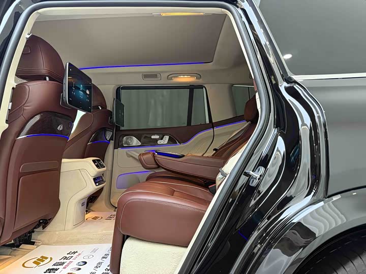 Mercedes-Benz Maybach GLS, 2022 — фото 6 из 9