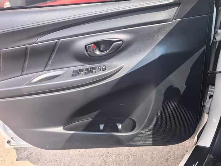 Toyota Vios, 2022 — фото 7 из 9
