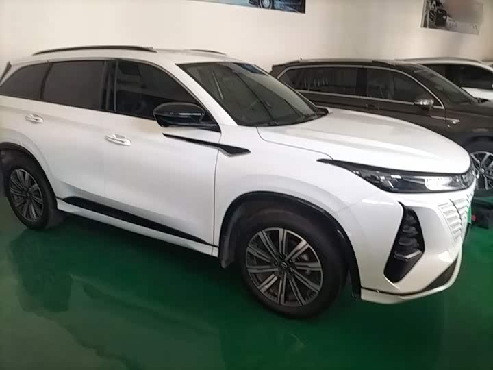 Changan CS75 Plus, 2024 — фото 4 из 9
