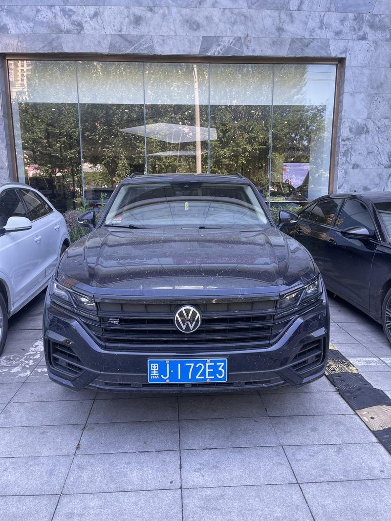 Volkswagen Touareg, 2022 — фото 2 из 10