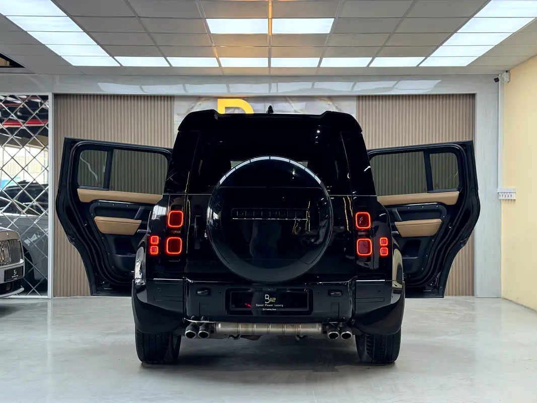 Land Rover Defender, 2025 — фото 5 из 10