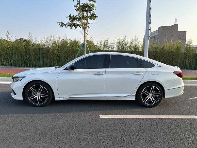 Honda Accord, 2022 — фото 4 из 12