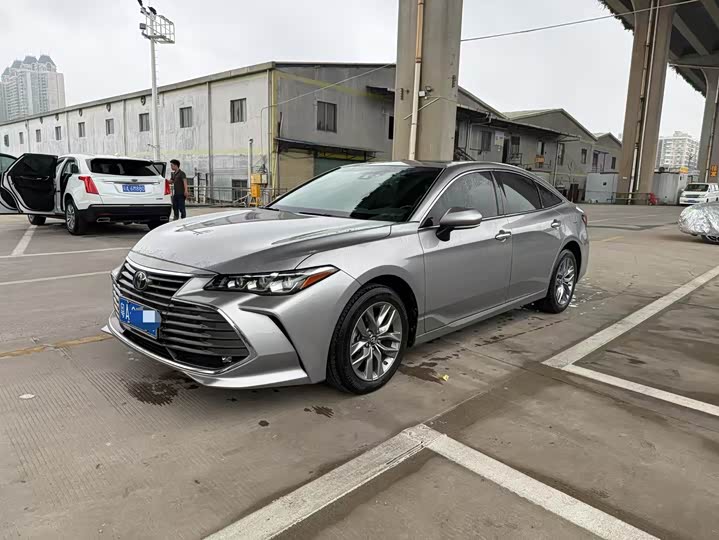 Toyota Avalon, 2021 — купить в Перми под ключ