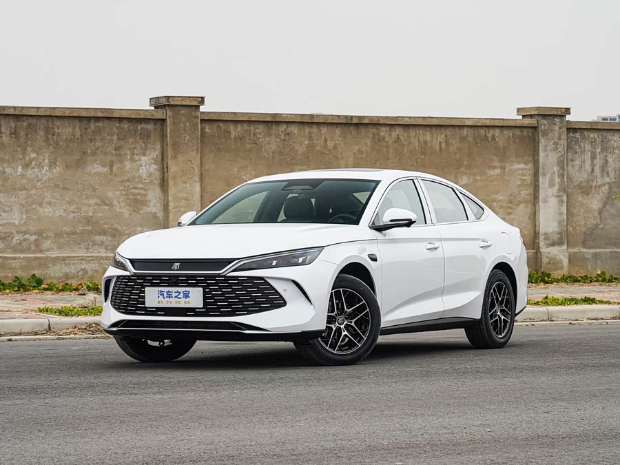 BYD Qin L, 2026 — купить в Оренбурге под ключ
