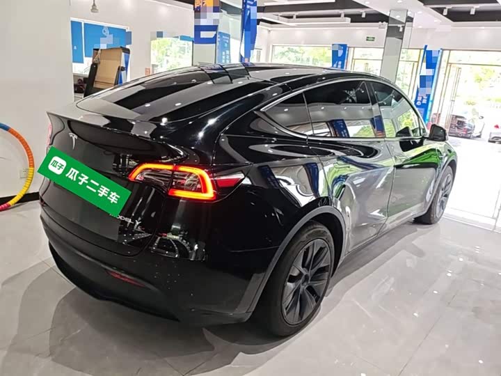Tesla Model Y, 2023 — фото 7 из 9