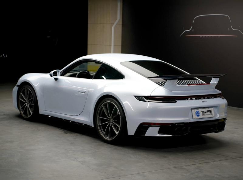 Porsche 911, 2021 — фото 4 из 12