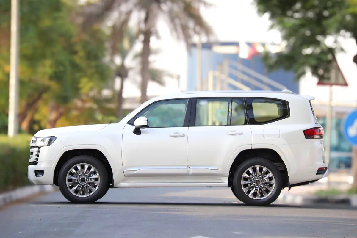 Toyota Land Cruiser, 2026 — фото 3 из 10