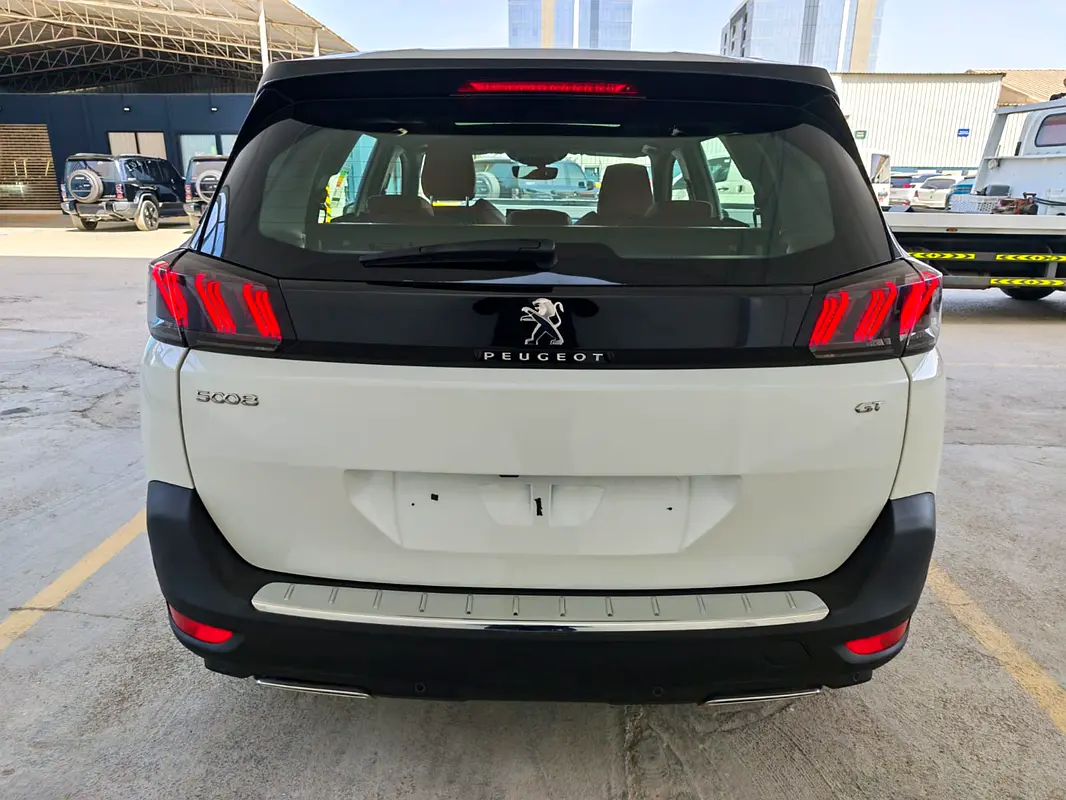 Peugeot 5008, 2025 — фото 9 из 10