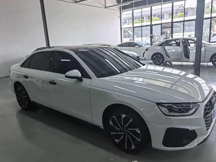 Audi A4L, 2023 — фото 4 из 9