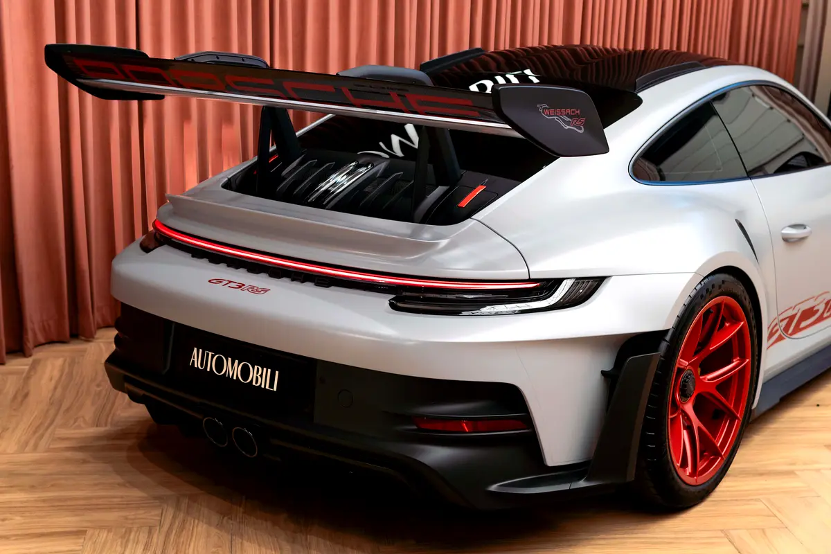 Porsche 911, 2025 — фото 7 из 10