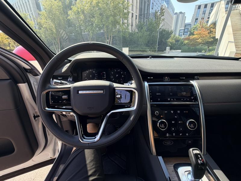 Land Rover Discovery Sport, 2023 — фото 8 из 12