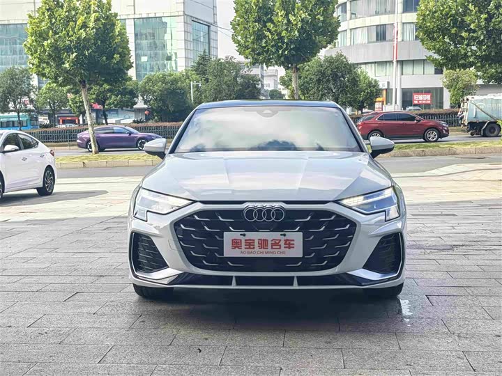 Audi A3, 2024 — фото 2 из 9