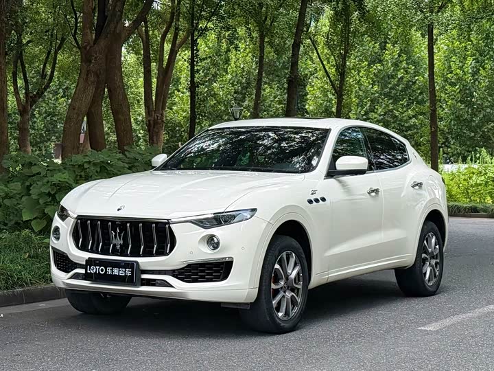 Maserati Levante, 2022 — купить в Ульяновске под ключ