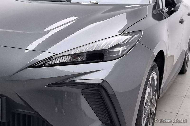 MG Motor 4 EV, 2022 — фото 5 из 12