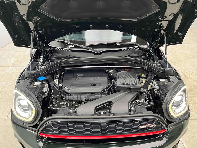Mini Countryman JCW, 2021 — фото 9 из 12