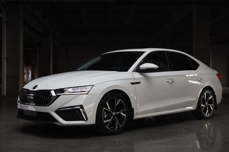 Skoda Octavia Pro, 2022 — купить в Санкт-Петербурге под ключ